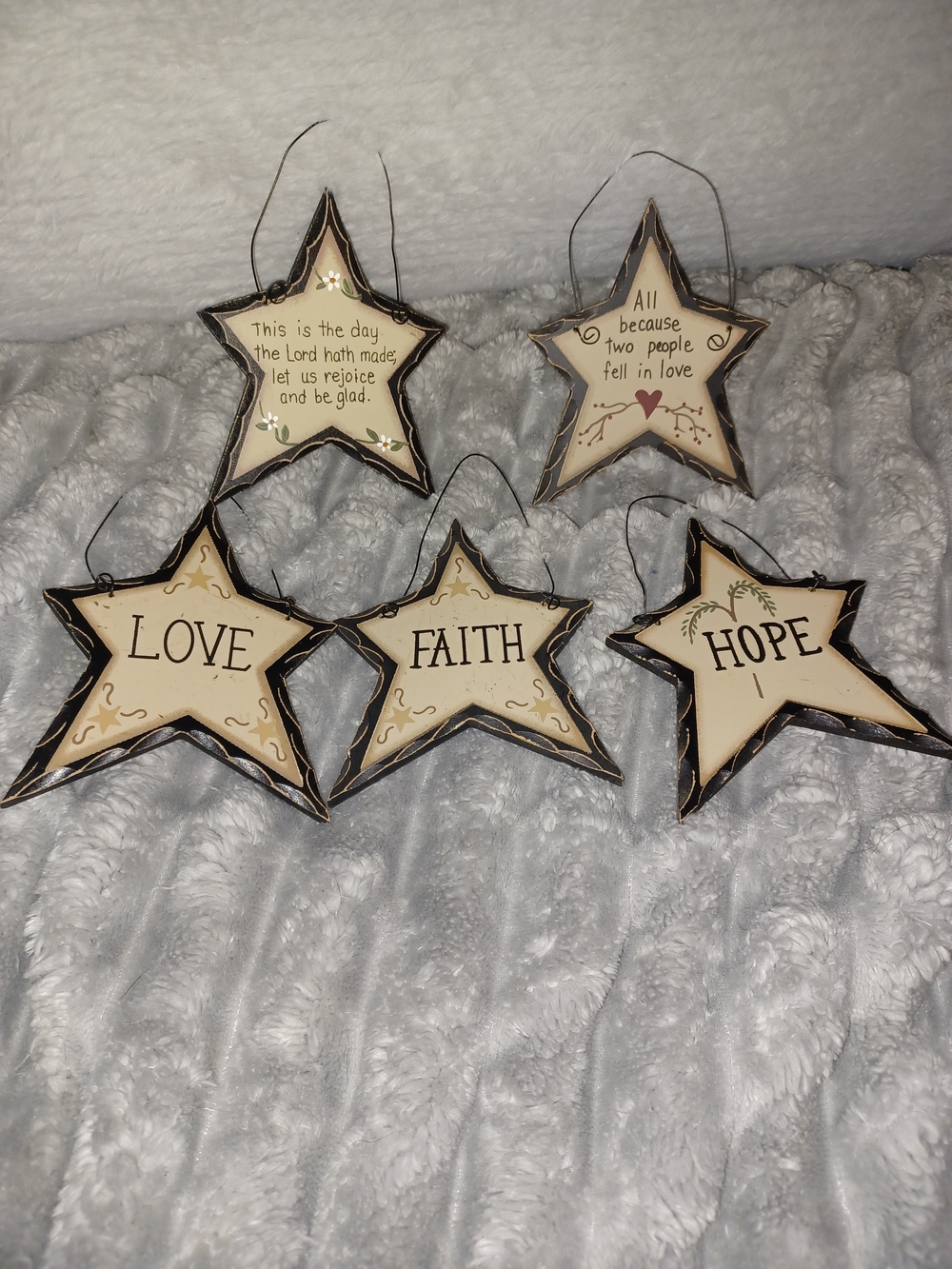 Set of 5 Star Ornaments - Love Faith Hope Inspirational